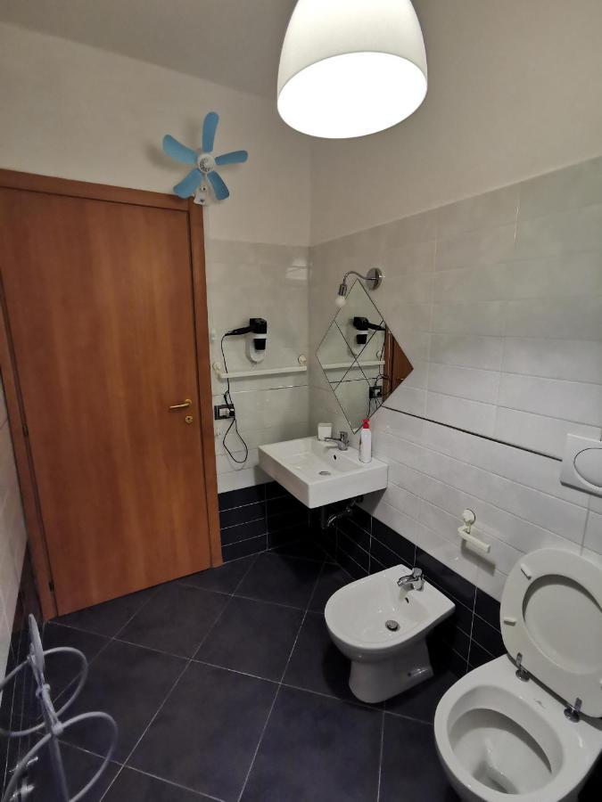 Luca'S House Apartment ฟลอเรนซ์ ภายนอก รูปภาพ